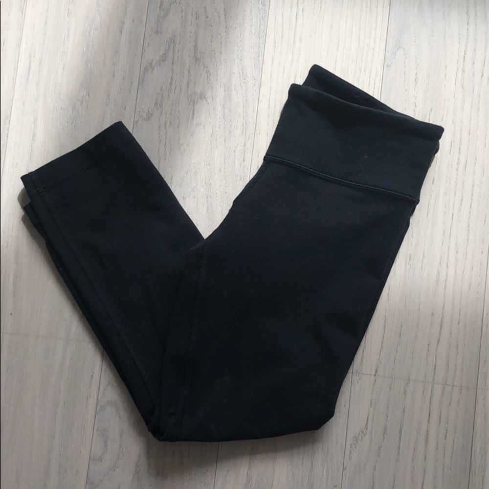 Lululemon Wunder Under Capri Pants